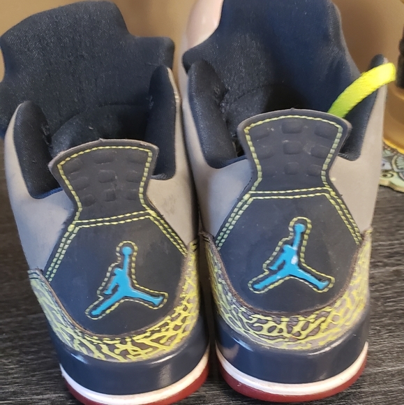 Jordan sneakers - Picture 5 of 5